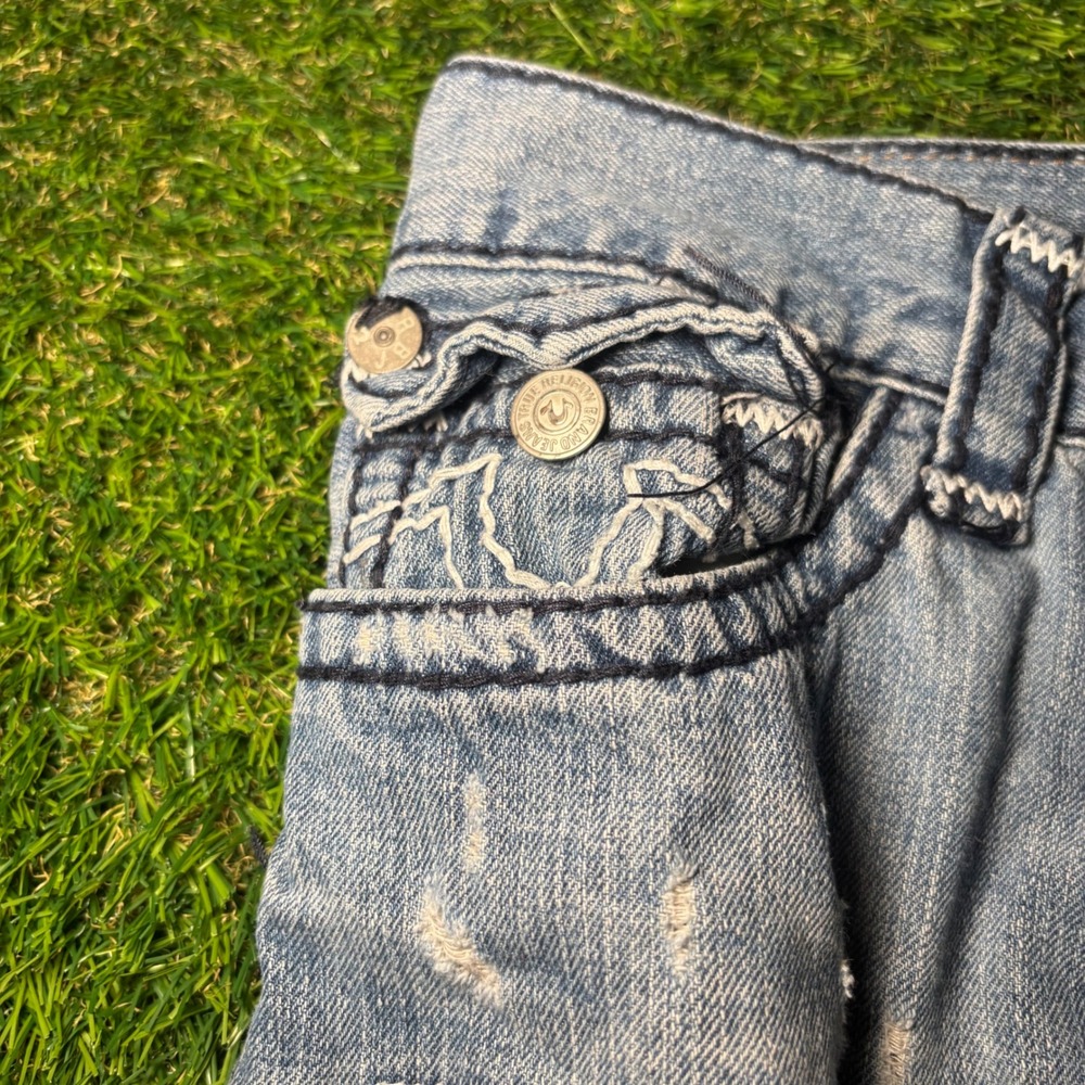 True Religion Mens Distressed Denim Shorts Light Wash Big T Stitch Blue Size 36 - Picture 5 of 15
